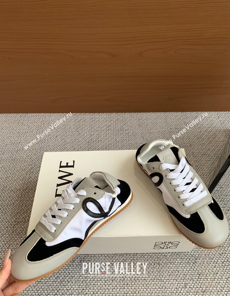 Loewe Ballet Runner 2.0 Sneakers in calfskin, nylon and suede Grey/White/Black 2025 ( For Women and Men) (KL-250221035)