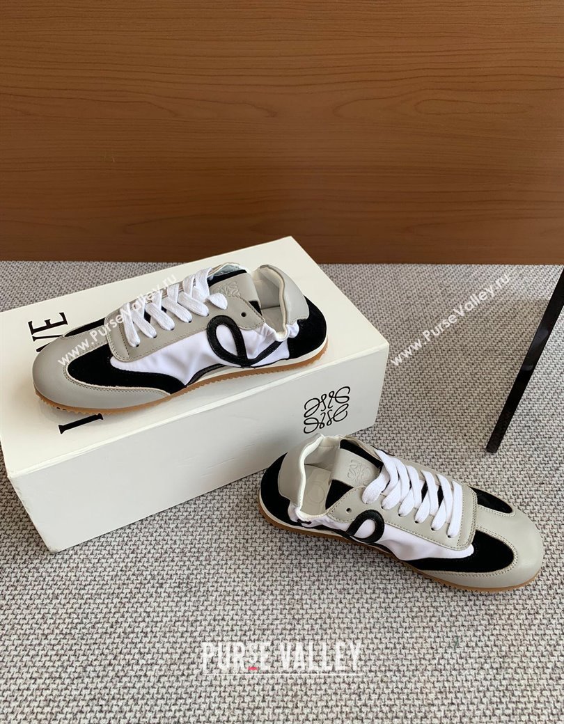Loewe Ballet Runner 2.0 Sneakers in calfskin, nylon and suede Grey/White/Black 2025 ( For Women and Men) (KL-250221035)