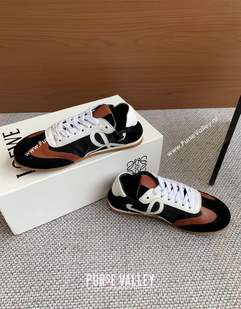 Loewe Ballet Runner 2.0 Sneakers in calfskin, nylon and suede Brown/Black/White 2025 ( For Women and Men) (KL-250221036)