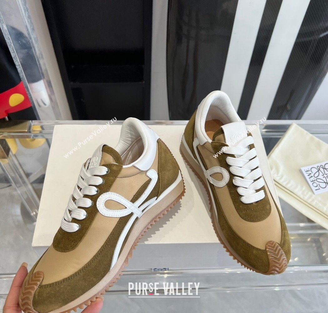 Loewe Flow Runner Sneakers in calfskin, nylon and suede Beige/Brown 2025 LW02211 (KL-250221049)