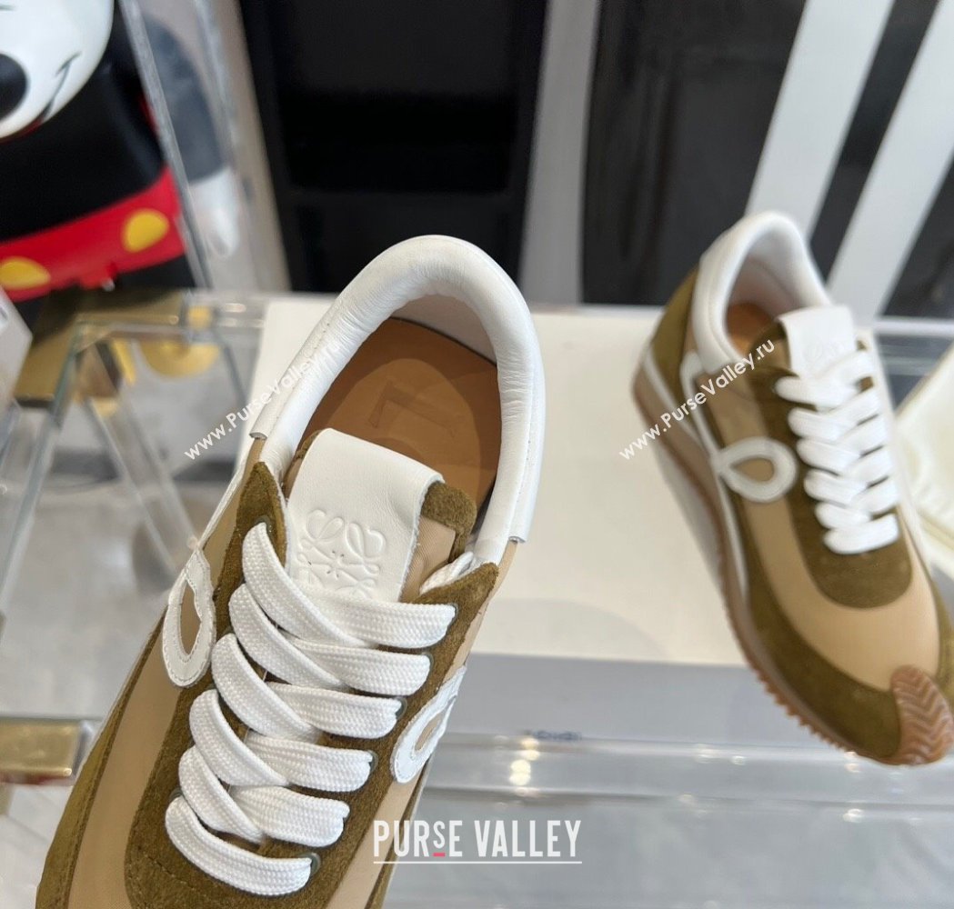 Loewe Flow Runner Sneakers in calfskin, nylon and suede Beige/Brown 2025 LW02211 (KL-250221049)