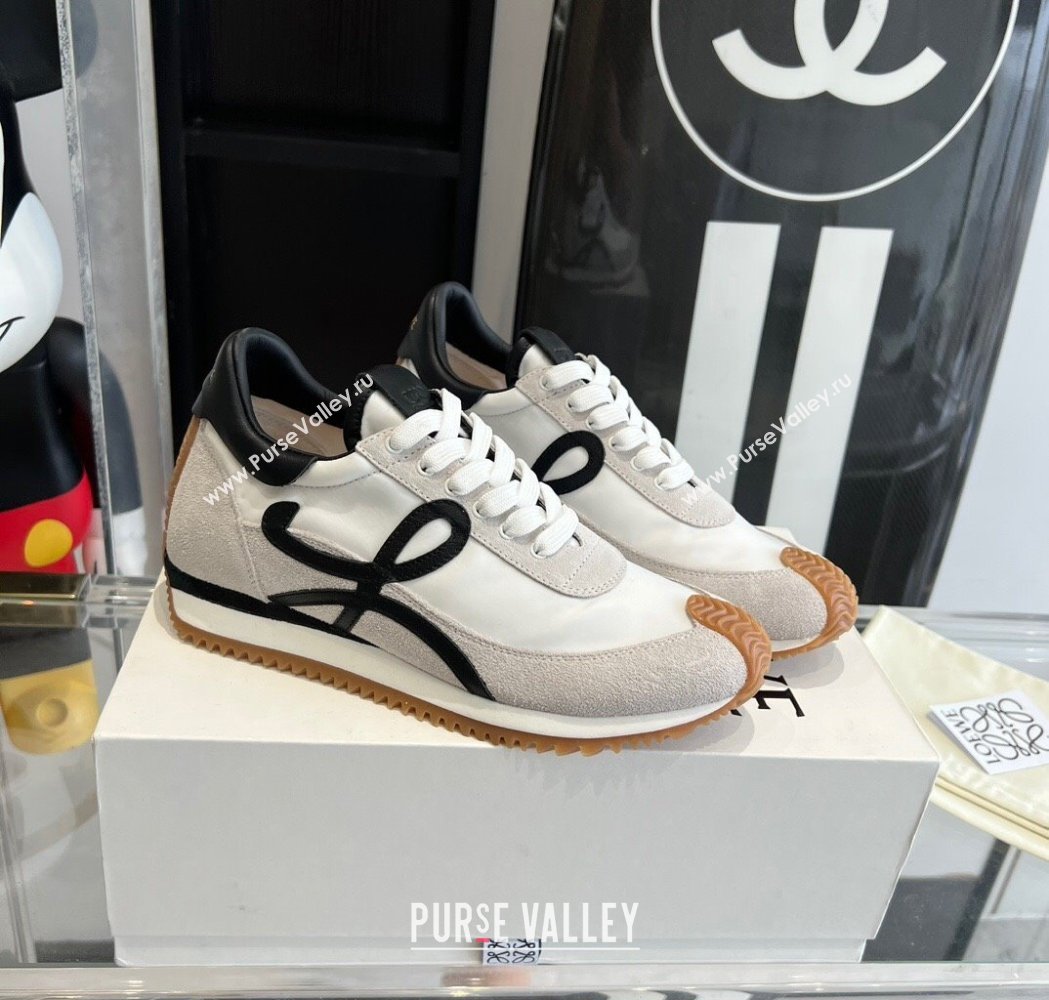 Loewe Flow Runner Sneakers in calfskin, nylon and suede White/Black 2025 LW02212 (KL-250221052)