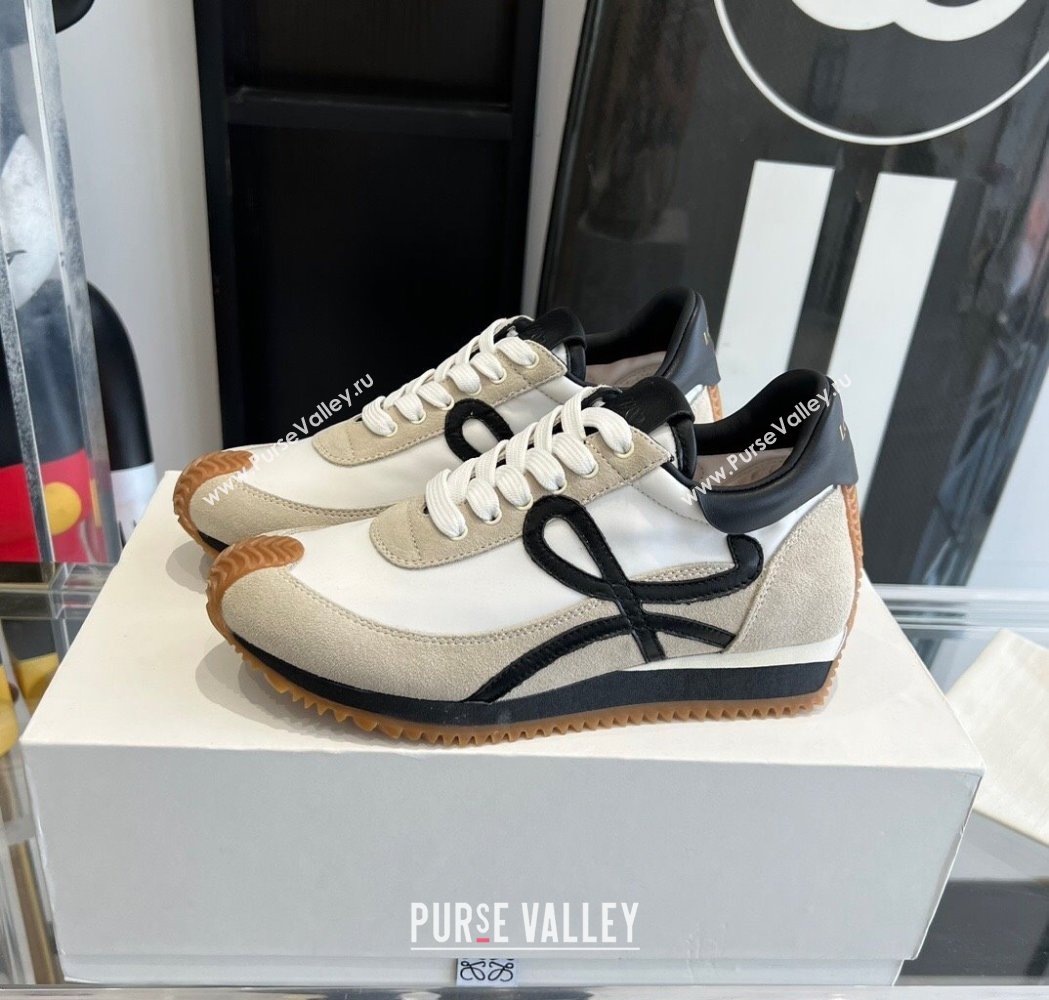 Loewe Flow Runner Sneakers in calfskin, nylon and suede Grey/Black 2025 LW02213 (KL-250221053)