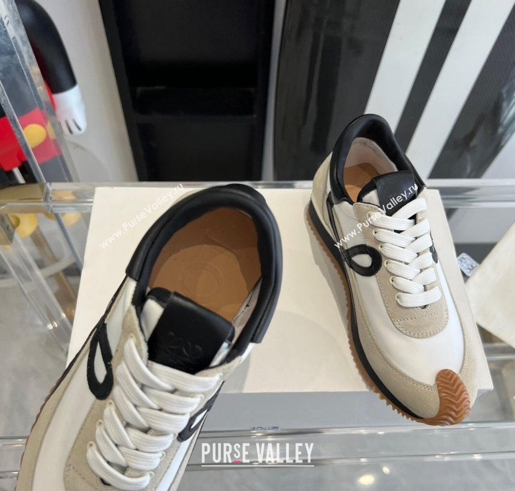 Loewe Flow Runner Sneakers in calfskin, nylon and suede Grey/Black 2025 LW02213 (KL-250221053)