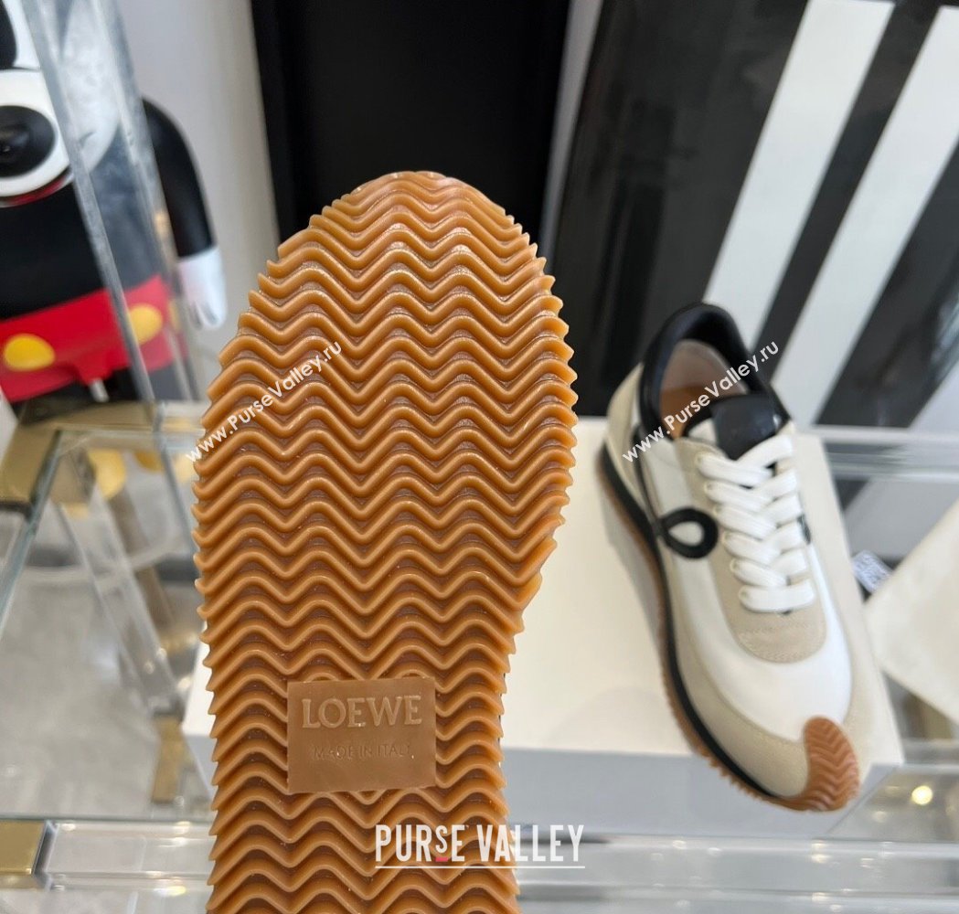 Loewe Flow Runner Sneakers in calfskin, nylon and suede Grey/Black 2025 LW02213 (KL-250221053)