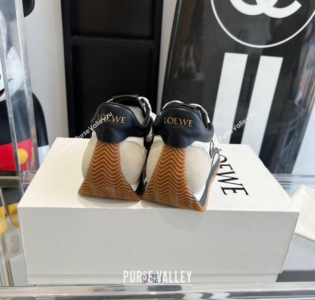 Loewe Flow Runner Sneakers in calfskin, nylon and suede Grey/Black 2025 LW02213 (KL-250221053)