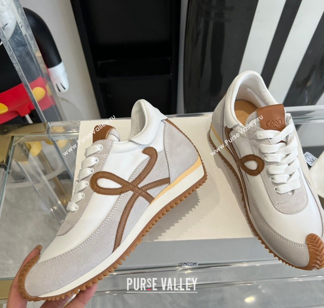Loewe Flow Runner Sneakers in calfskin, nylon and suede White/Brown 2025 LW02215 (KL-250221055)
