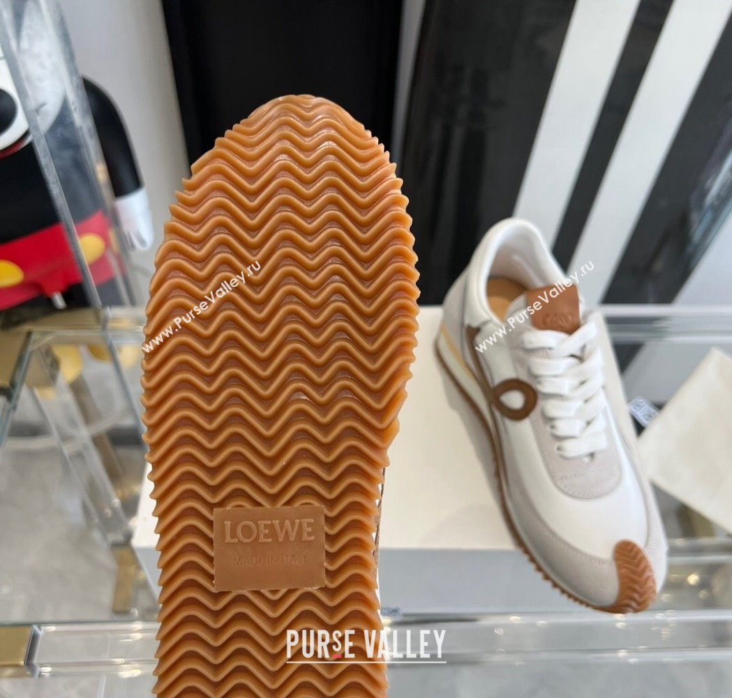 Loewe Flow Runner Sneakers in calfskin, nylon and suede White/Brown 2025 LW02215 (KL-250221055)