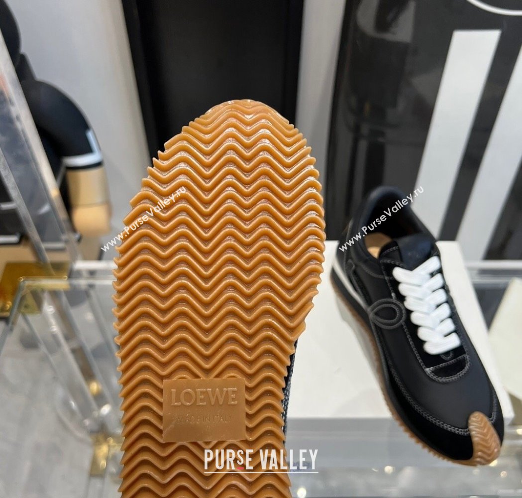 Loewe Flow Runner Sneakers in calfskin and suede Black 2025 LW02224 (KL-250221064)
