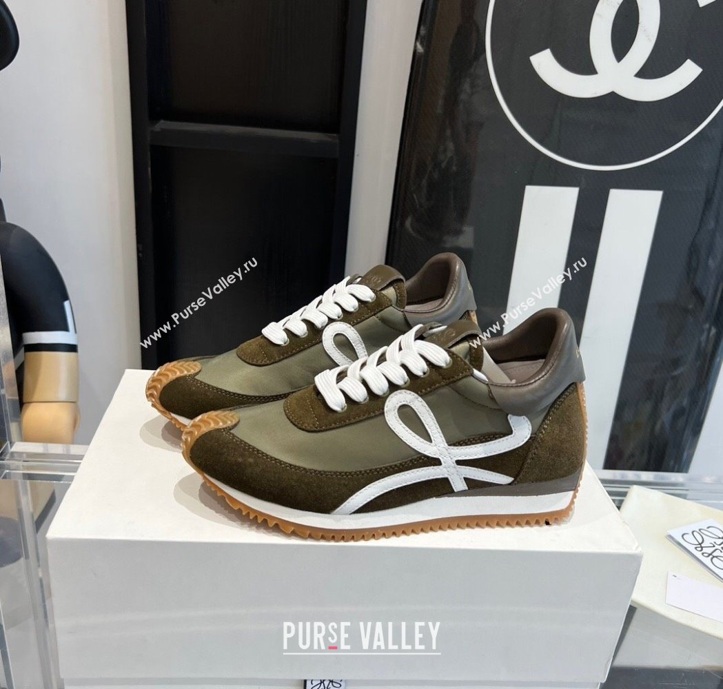 Loewe Flow Runner Sneakers in calfskin, nylon and suede Green 2025 LW02236 (KL-250221076)