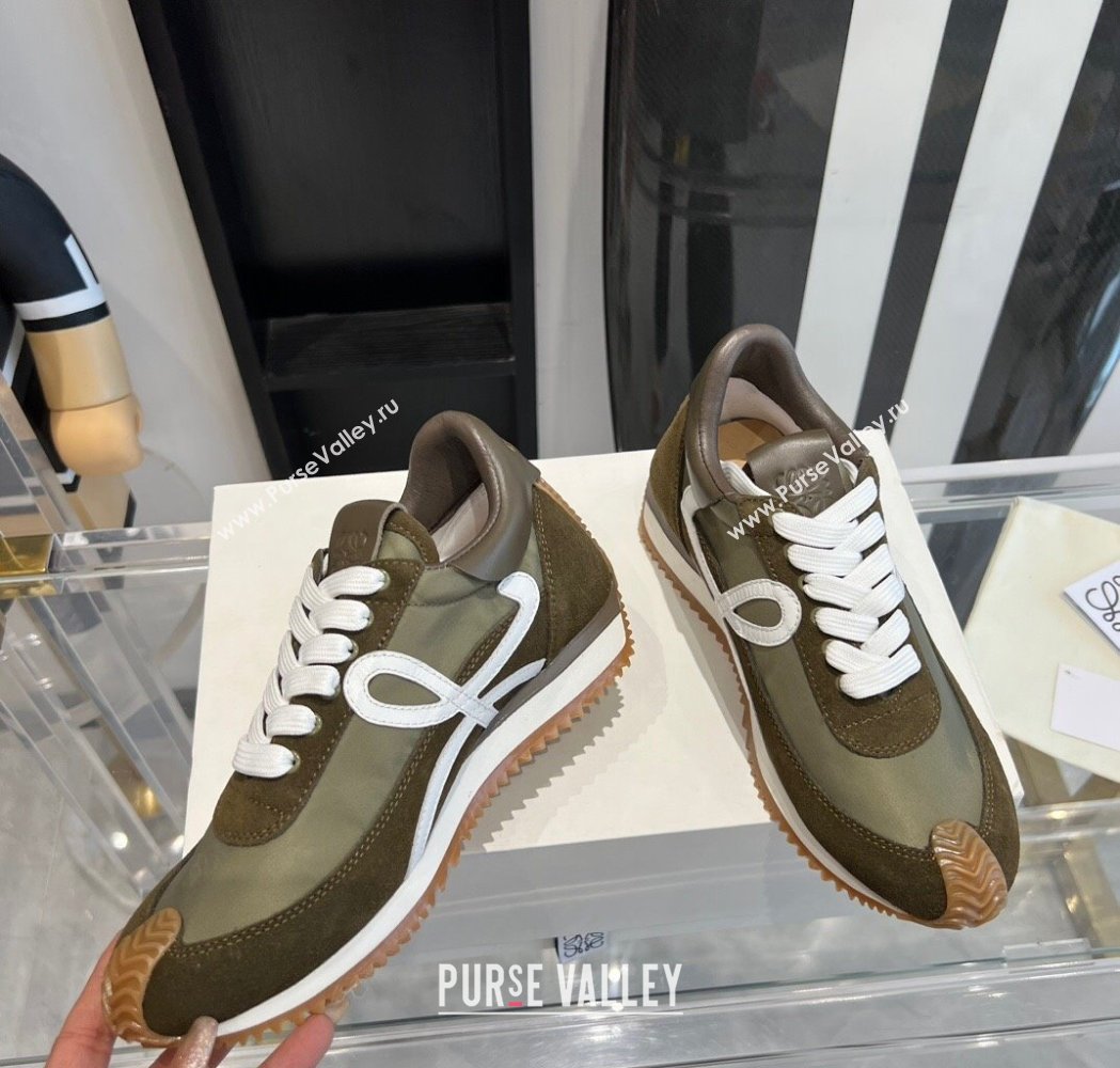 Loewe Flow Runner Sneakers in calfskin, nylon and suede Green 2025 LW02236 (KL-250221076)