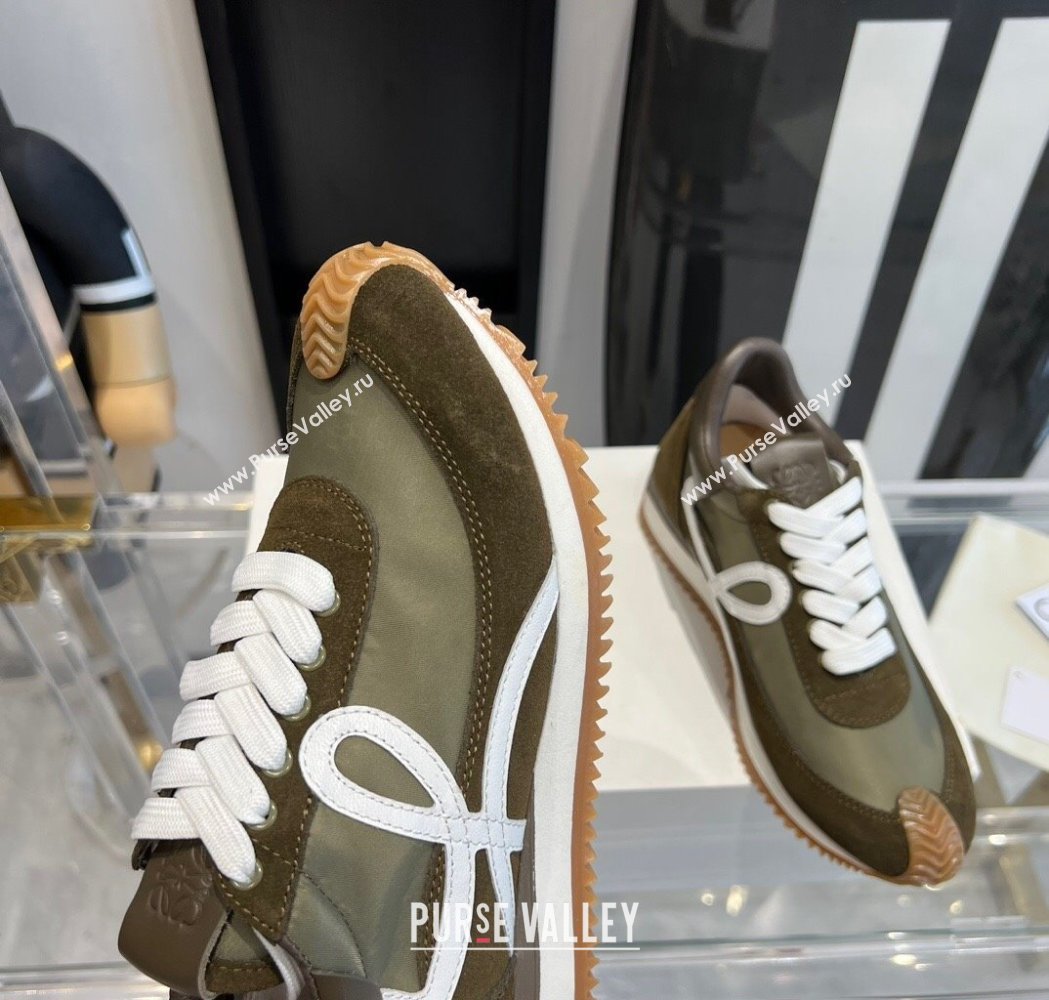 Loewe Flow Runner Sneakers in calfskin, nylon and suede Green 2025 LW02236 (KL-250221076)