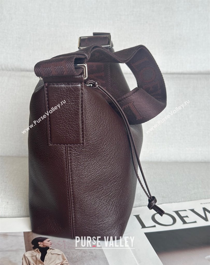 Loewe Small Cubi crossbody bag in supple grained calfskin Oxblood 2025 2201S (nana-250408037)