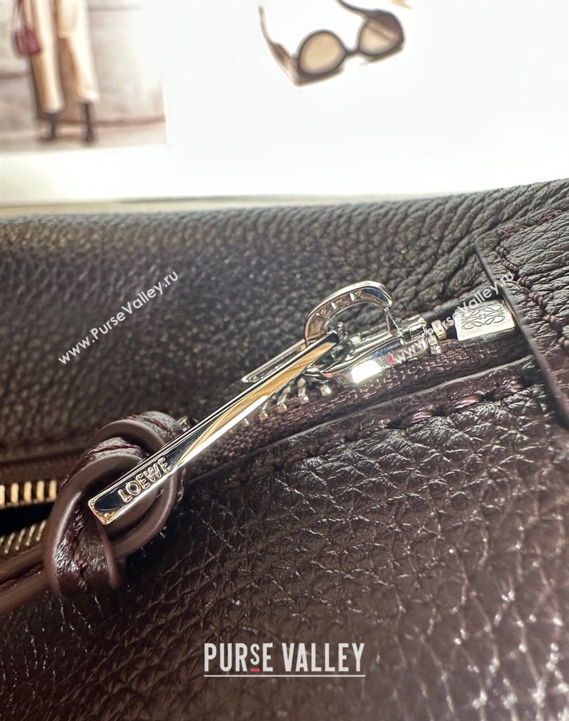 Loewe Small Cubi crossbody bag in supple grained calfskin Oxblood 2025 2201S (nana-250408037)