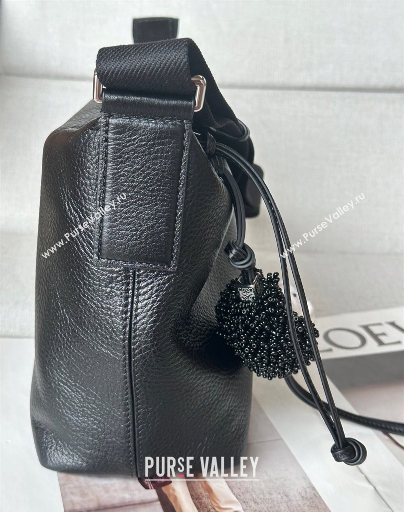 Loewe Small Cubi crossbody bag in supple grained calfskin Black 2025 2201S（No Charm) (nana-250408038)