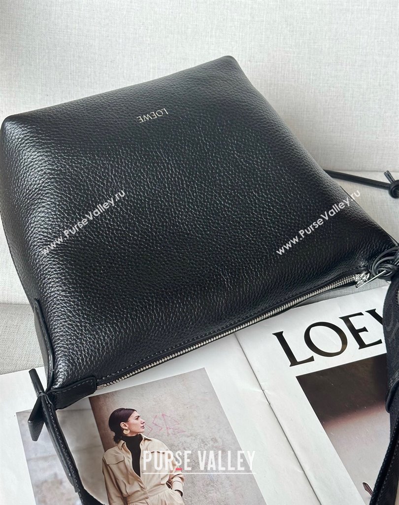 Loewe Small Cubi crossbody bag in supple grained calfskin Black 2025 2201S（No Charm) (nana-250408038)