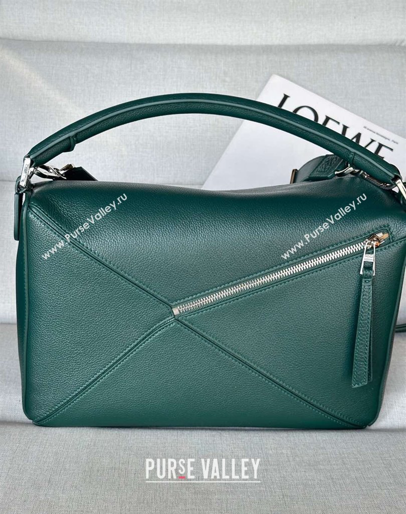 Loewe Large Puzzle Edge bag in supple grained calfskin Evergreen 2025 061606 (nana-250408042)