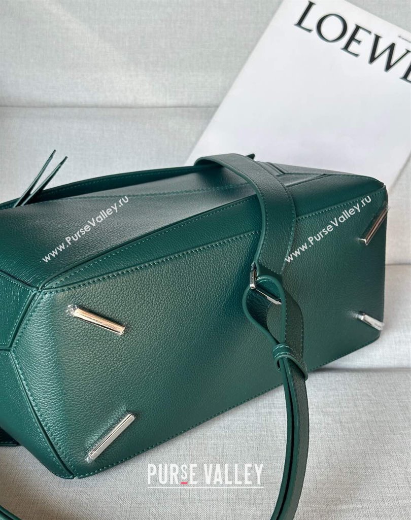 Loewe Large Puzzle Edge bag in supple grained calfskin Evergreen 2025 061606 (nana-250408042)