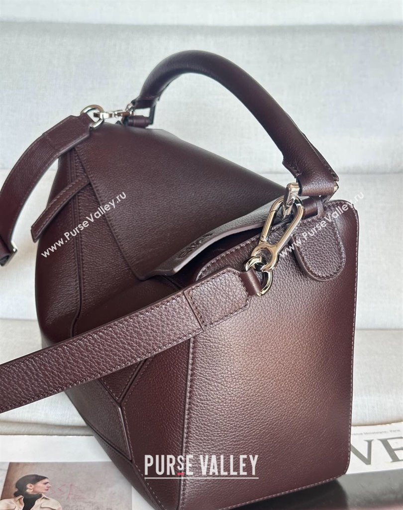 Loewe Large Puzzle Edge bag in supple grained calfskin Oxblood 2025 061606 (nana-250408043)