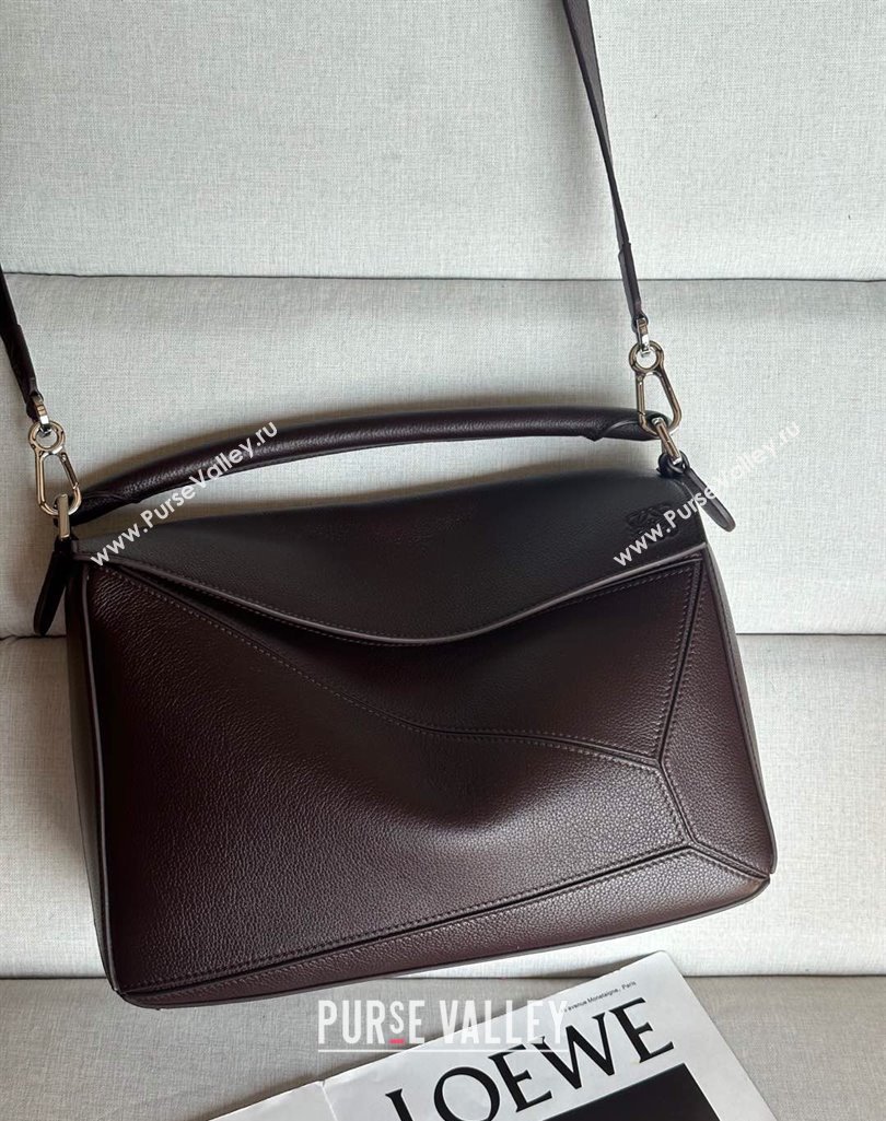Loewe Large Puzzle Edge bag in supple grained calfskin Oxblood 2025 061606 (nana-250408043)