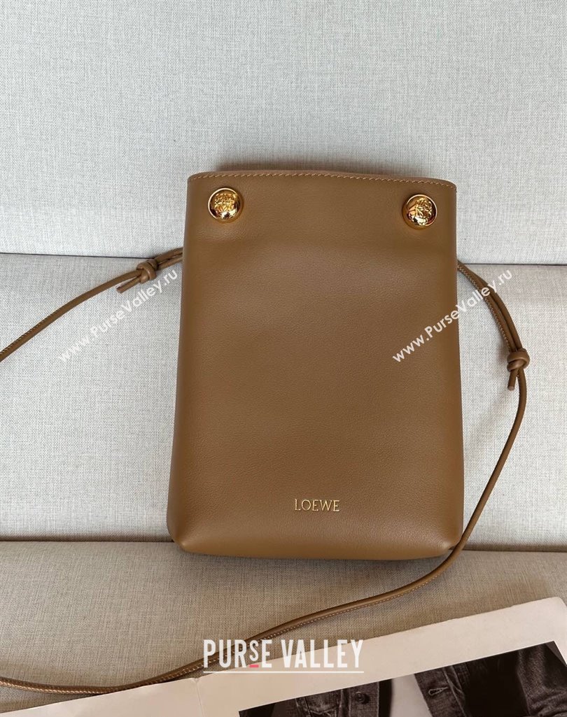 Loewe Pebble pouch Mini Bag in Smooth Calfskin Oak Brown 2025 9531 (nana-250408024)
