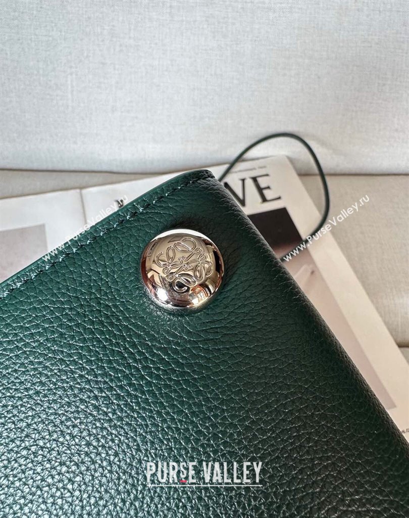 Loewe Pebble pouch Mini Bag in Grained Calfskin Evergreen 2025 9531 (nana-250408028)