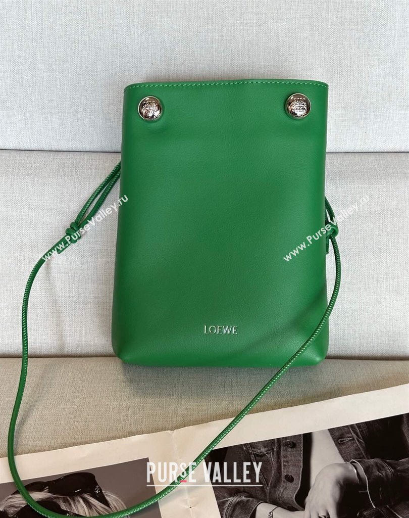 Loewe Pebble pouch Mini Bag in Smooth Calfskin Tropical Green 2025 9531 (nana-250408022)