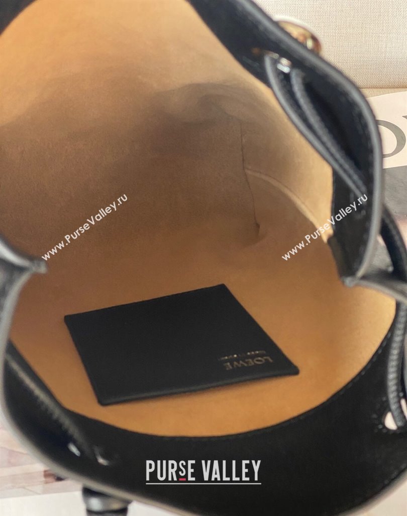 Loewe Pebble pouch Mini Bag in Grained Calfskin Black 2025 9531 (nana-250408029)