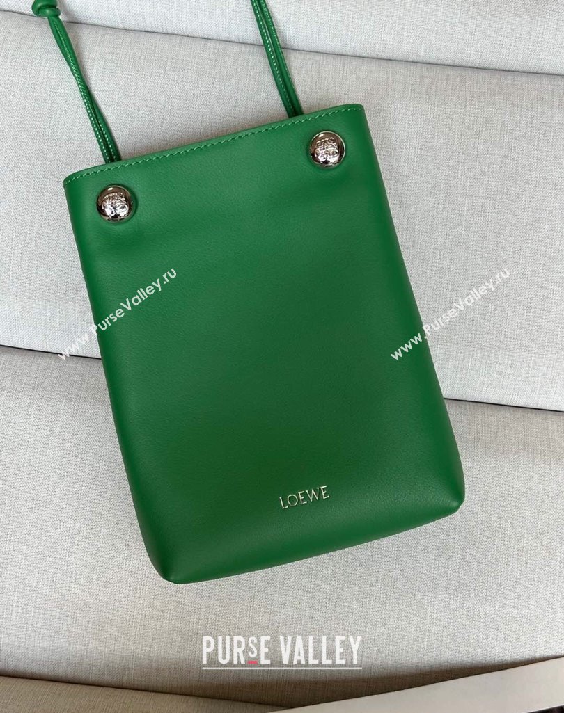 Loewe Pebble pouch Mini Bag in Smooth Calfskin Tropical Green 2025 9531 (nana-250408022)