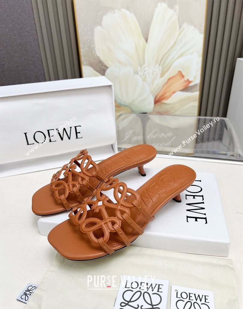 Loewe Petal Anagram heel slides sandal 4.5cm in soft calfskin Brown 2025 (MD-250605096)