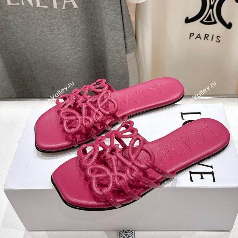 Loewe Petal Anagram flat slides sandal in soft calfskin Fuchsia Pink 2025 (MD-250605092)