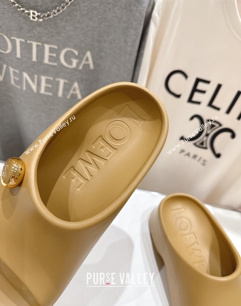 Loewe Foam Rubber Pebble slides sandal Beige 2025 (MD-250605104)