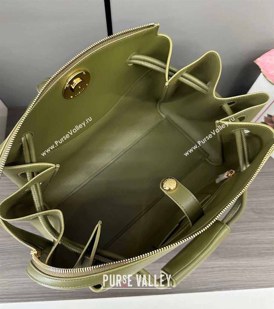 Loewe Medium Madrid bag in supple calfskin Green 2025 052451 (YS-250801044)