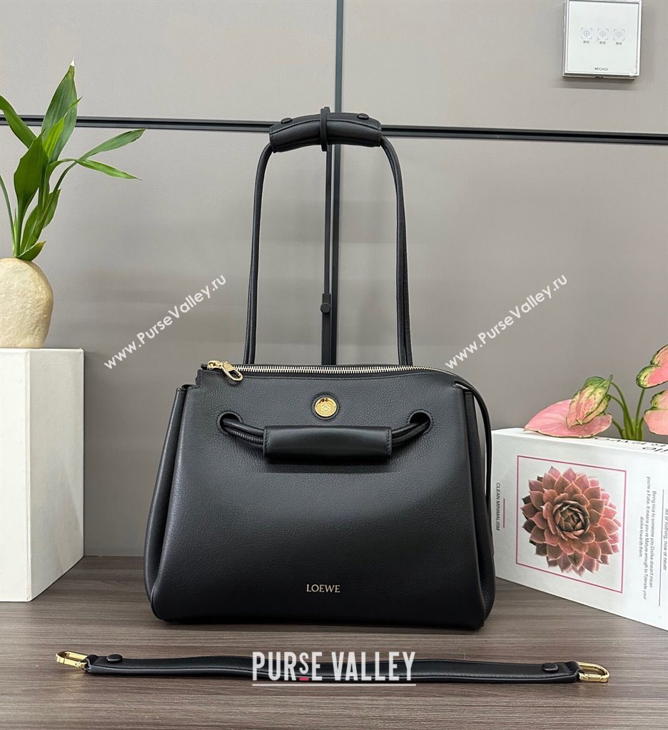 Loewe Medium Madrid bag in supple calfskin Black 2025 052451 (YS-250801046)