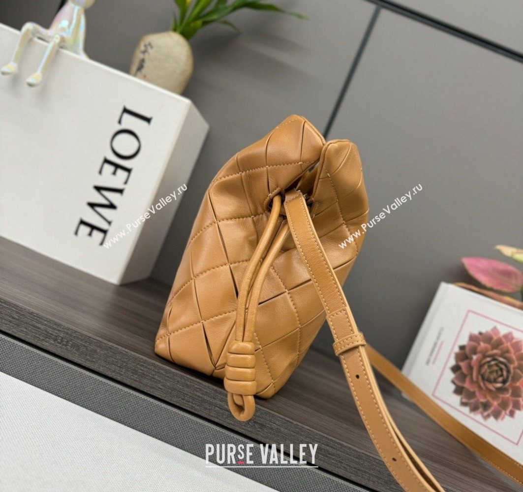 Loewe Medium Flamenco clutch in quilted nappa lambskin Brown 2025 262487 (YS-250801048)