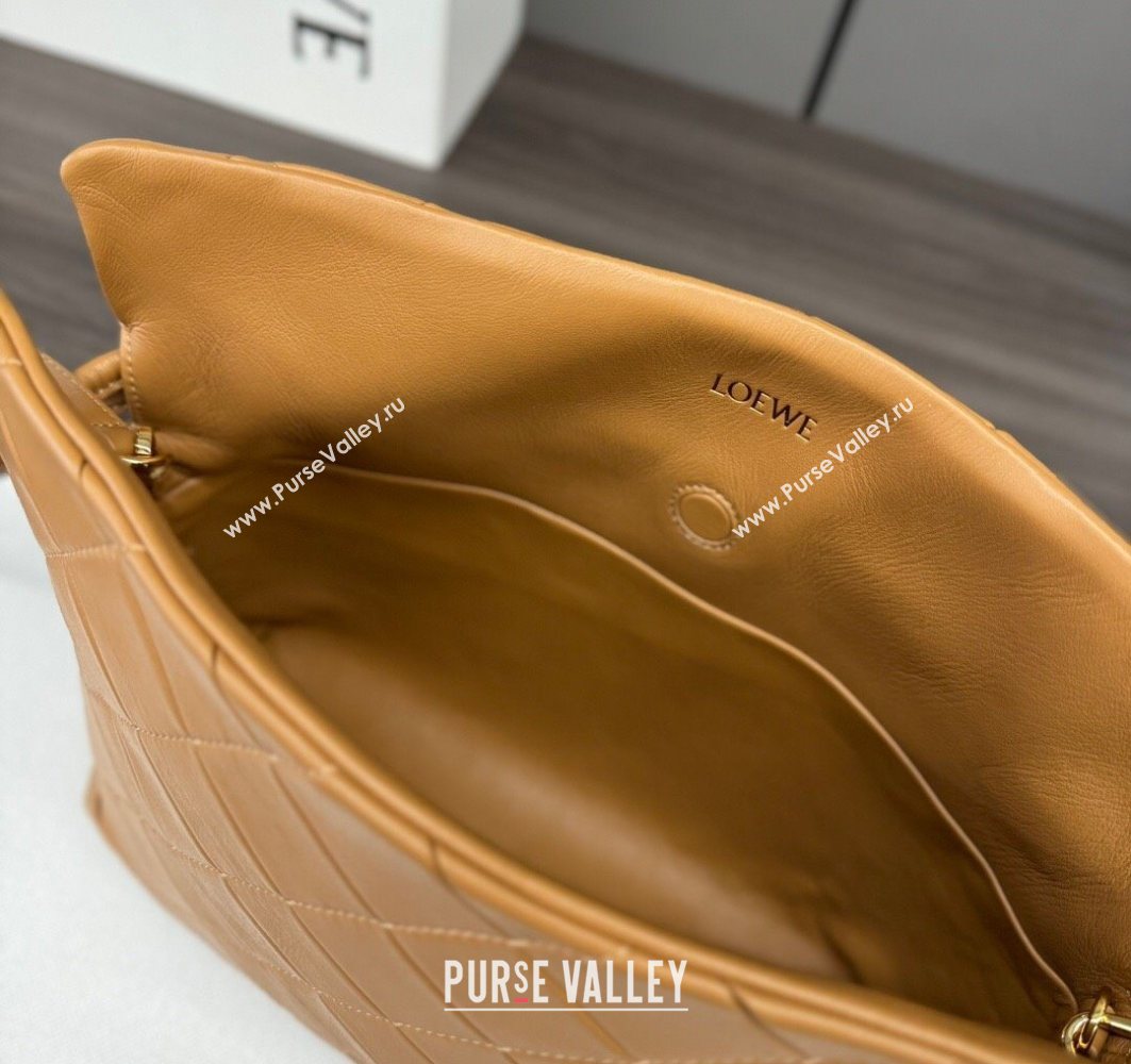 Loewe Medium Flamenco clutch in quilted nappa lambskin Brown 2025 262487 (YS-250801048)