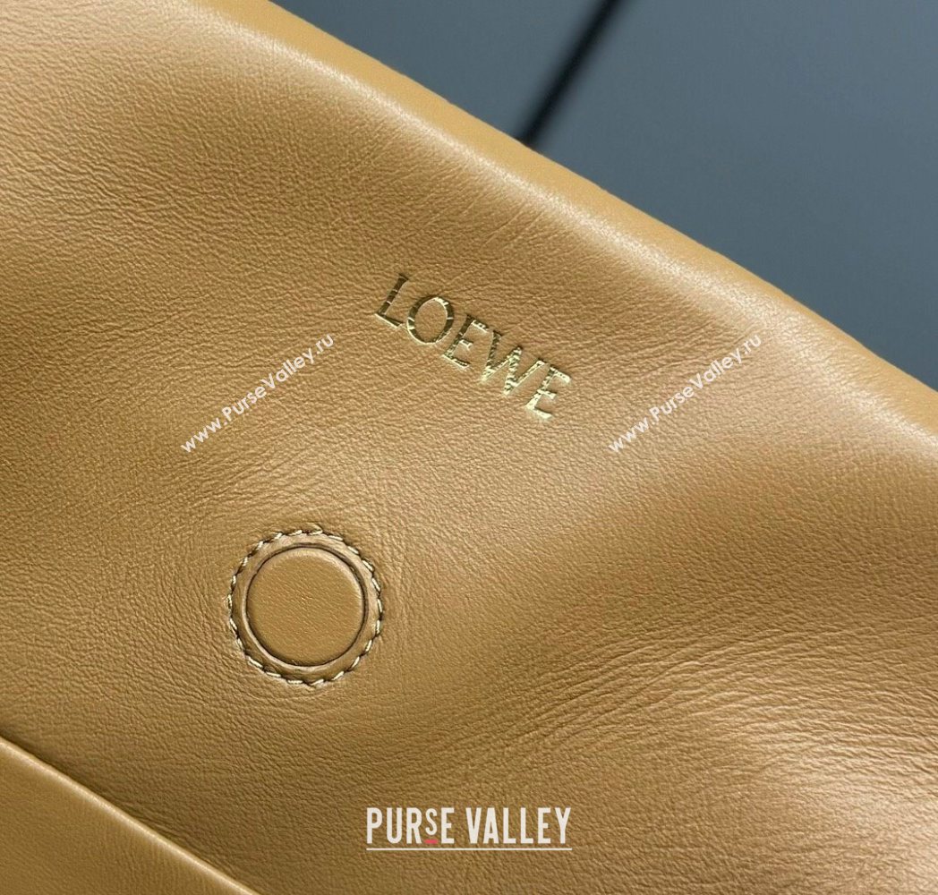 Loewe Medium Flamenco clutch in quilted nappa lambskin Brown 2025 262487 (YS-250801048)