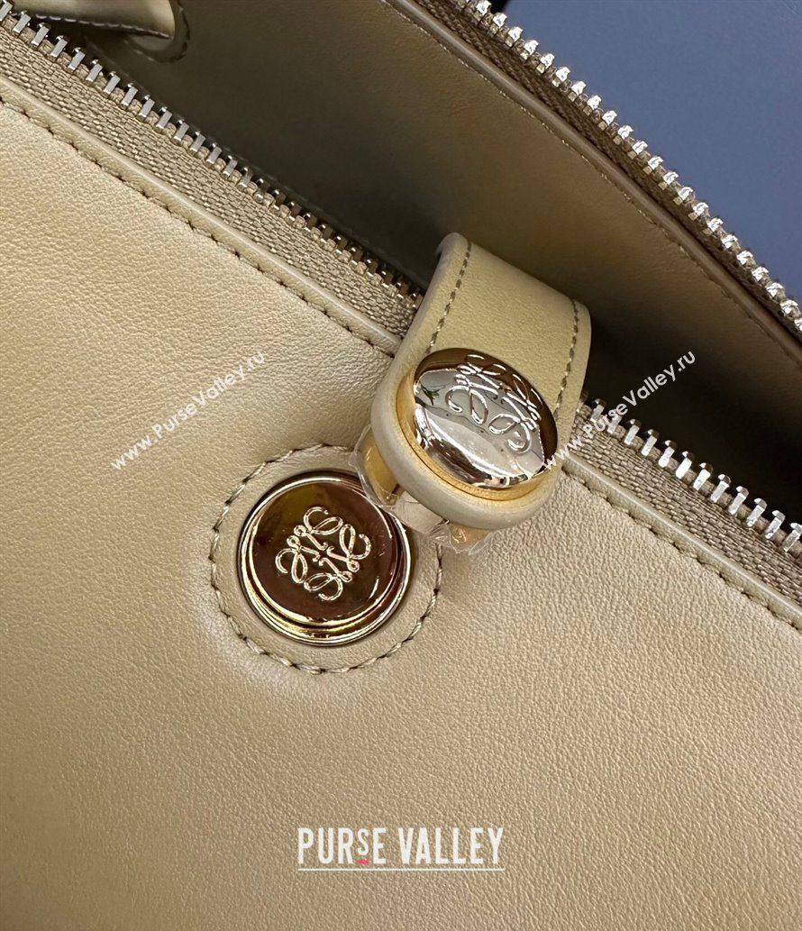 Loewe Small Madrid bag in supple calfskin Yellow 2025 012452 (YS-250801038)