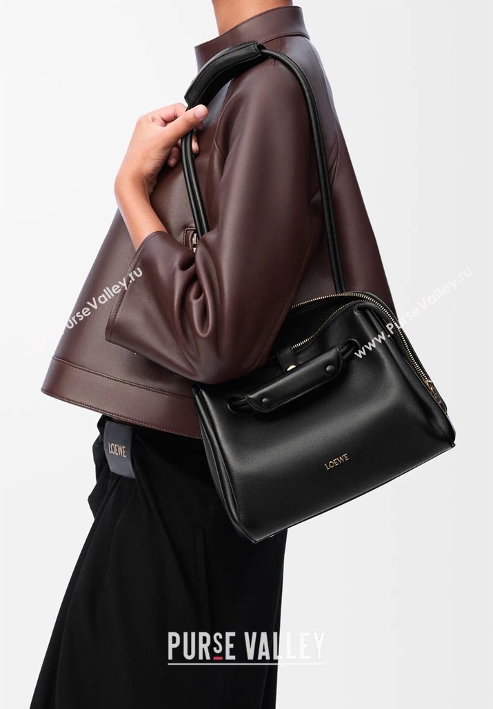 Loewe Small Madrid bag in supple calfskin Black 2025 012452 (YS-250801039)