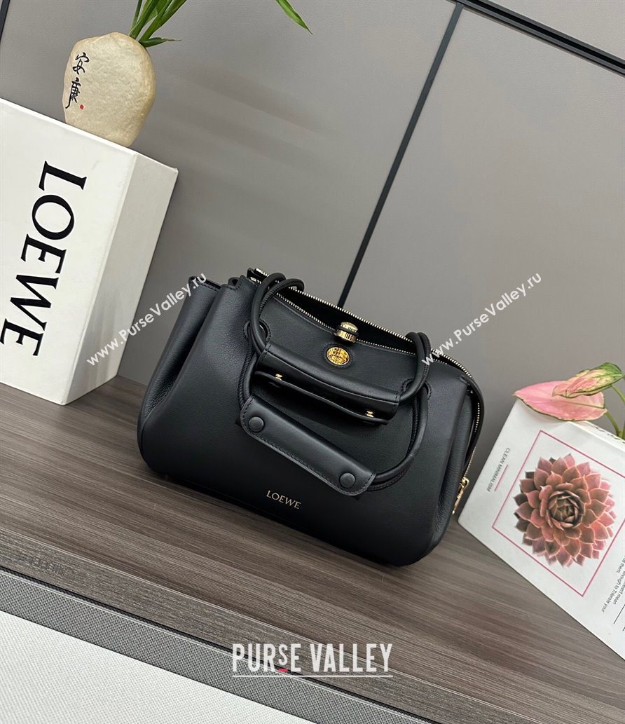 Loewe Small Madrid bag in supple calfskin Black 2025 012452 (YS-250801039)