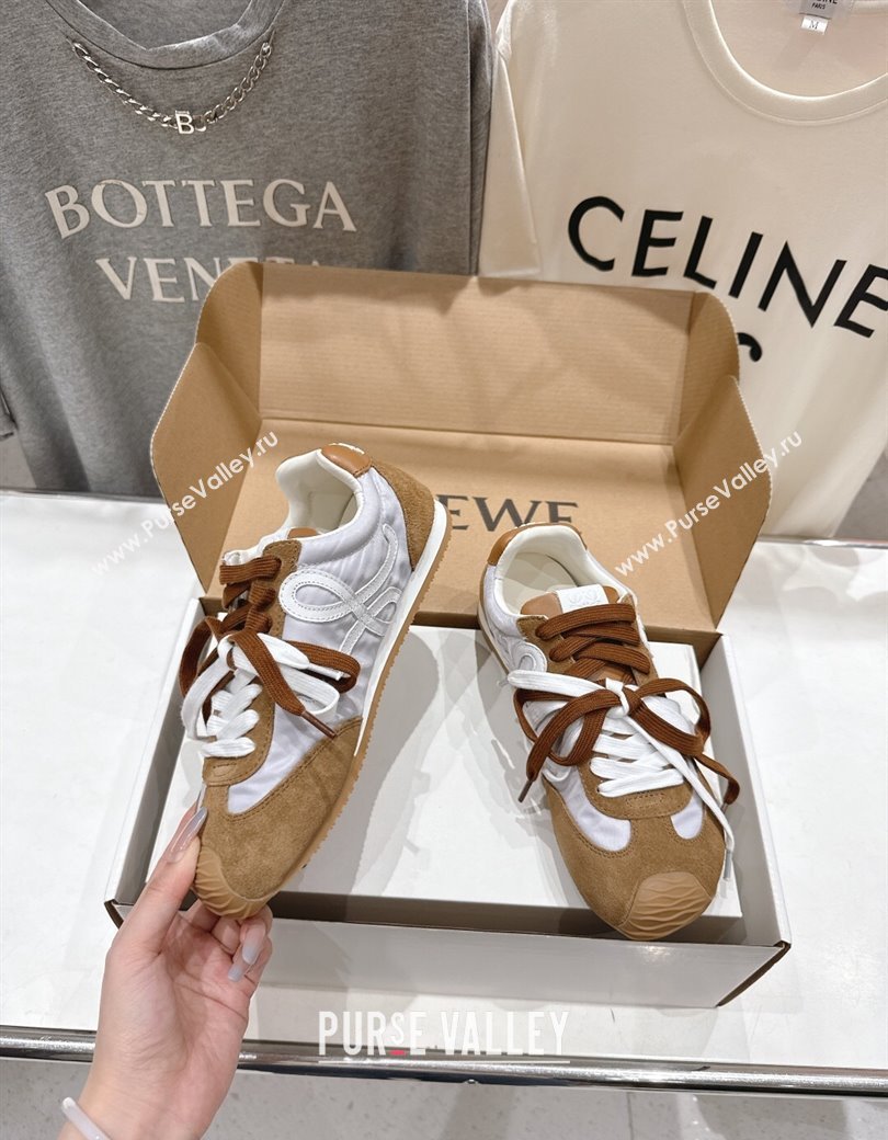 Loewe Ballet Runner 2.0 Sneakers in nylon and suede White/Brown 2025 0823 (MD-250823088)