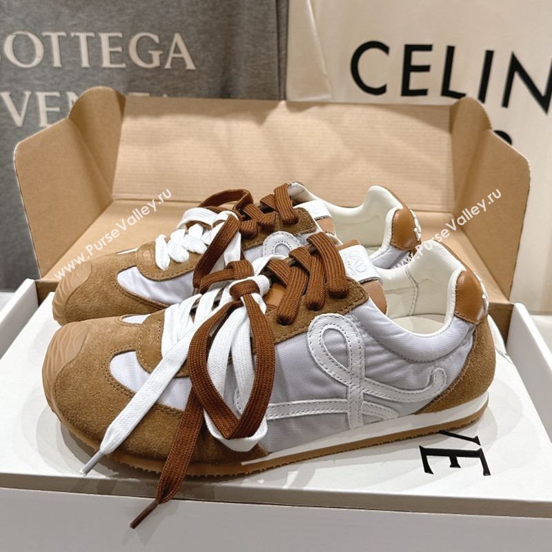 Loewe Ballet Runner 2.0 Sneakers in nylon and suede White/Brown 2025 0823 (MD-250823088)