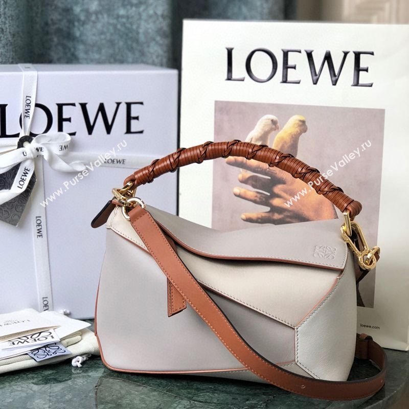 Loewe Small Puzzle bag in nappa calfskin leather with woven handle Grey/White 2025 0925 (YS-250925020)