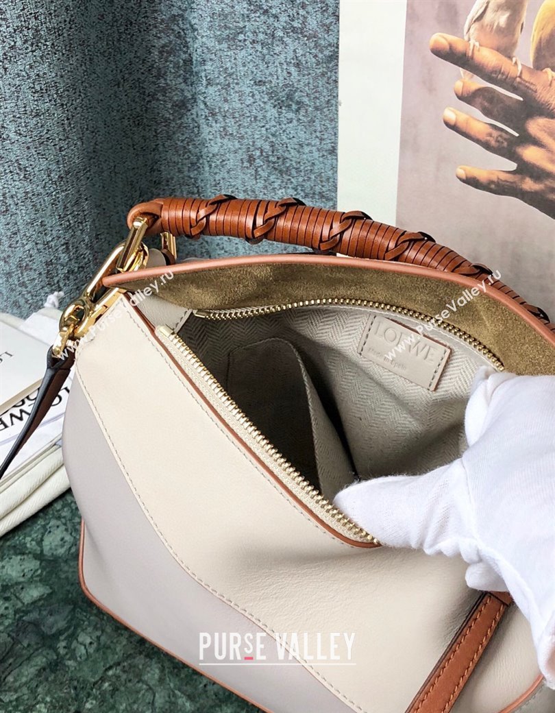 Loewe Small Puzzle bag in nappa calfskin leather with woven handle Grey/White 2025 0925 (YS-250925020)