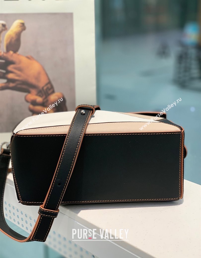 Loewe Small Puzzle bag in nappa calfskin leather with woven handle Black/White 2025 0925 (YS-250925021)