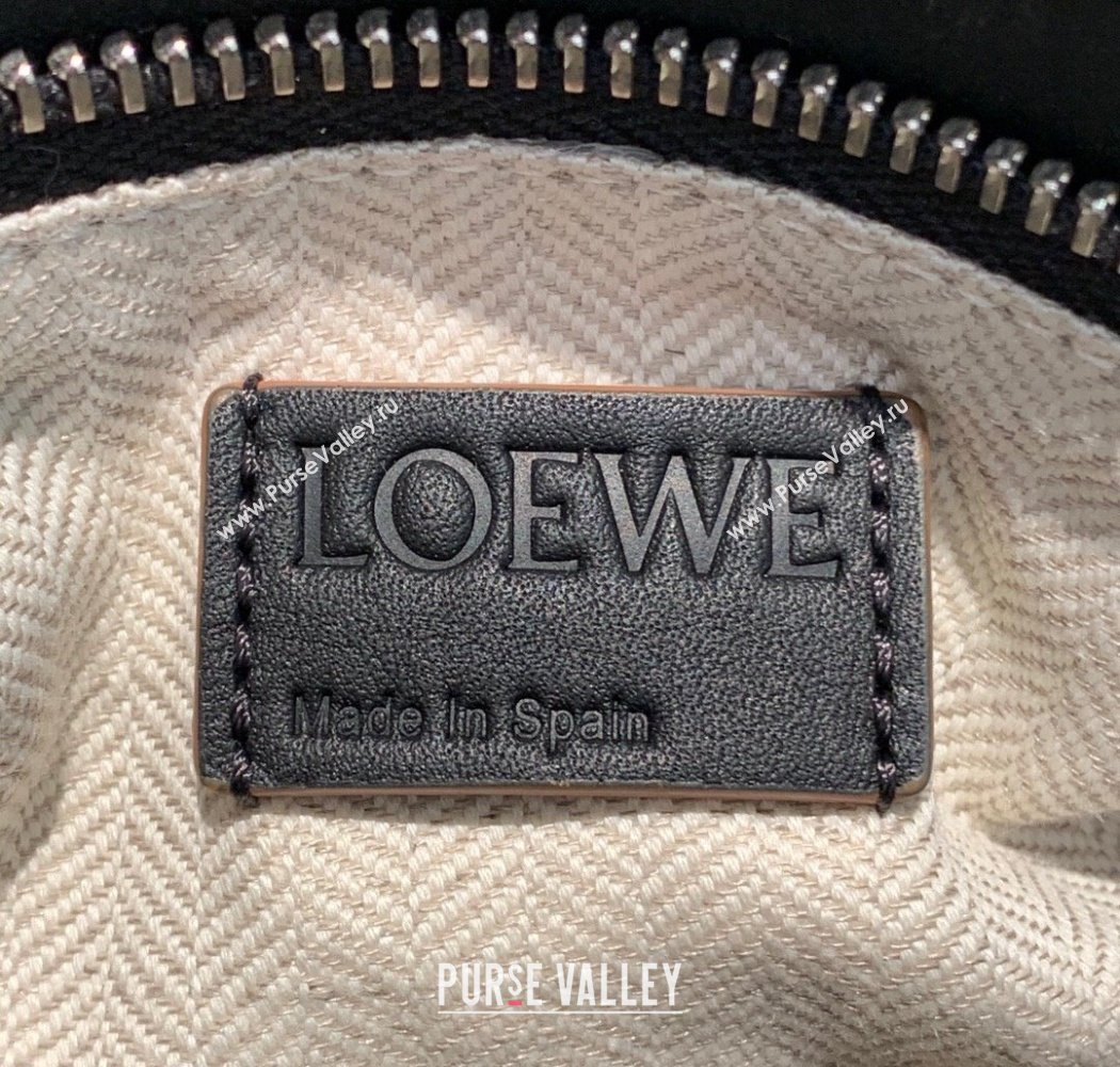 Loewe Small Puzzle bag in nappa calfskin leather with woven handle Black/White 2025 0925 (YS-250925021)