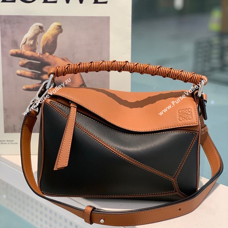 Loewe Small Puzzle bag in nappa calfskin leather with woven handle Black/Brown 2025 0925 (YS-250925022)
