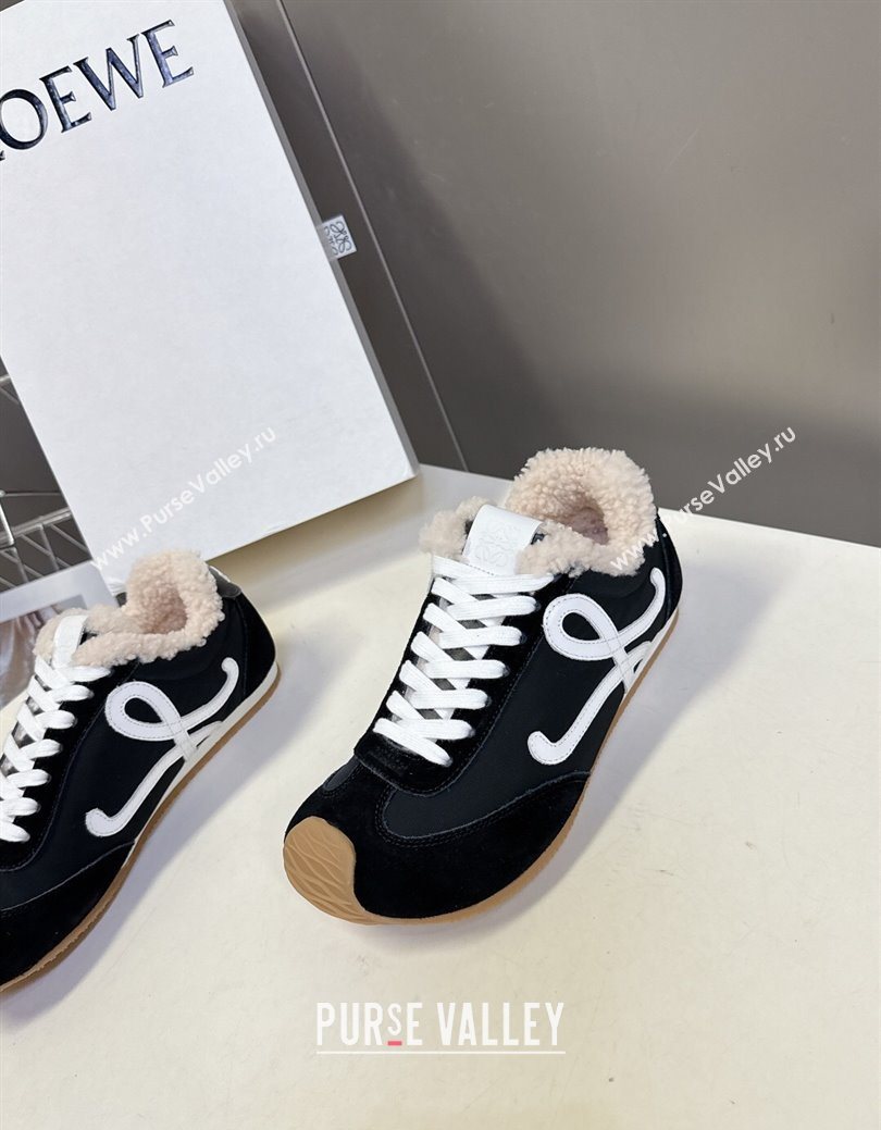 Loewe Ballet Runner 2.0 Sneakers in Suede, Nylon and Shearling Wool Black/White 2025 LW103002 (MD-251030042)