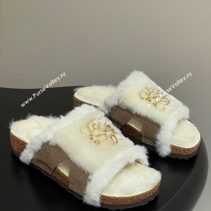 Loewe Flat Slides Sandal in Suede and Wool Beige 2025 LW103003 (MD-251030047)