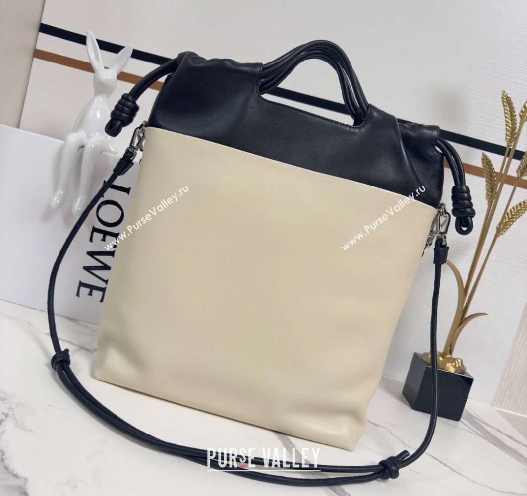Loewe Flamenco Purse Tote Bag in Mellow Nappa Lambskin Leather Light Ghost/Black 2025 012551 (nana-251121001)